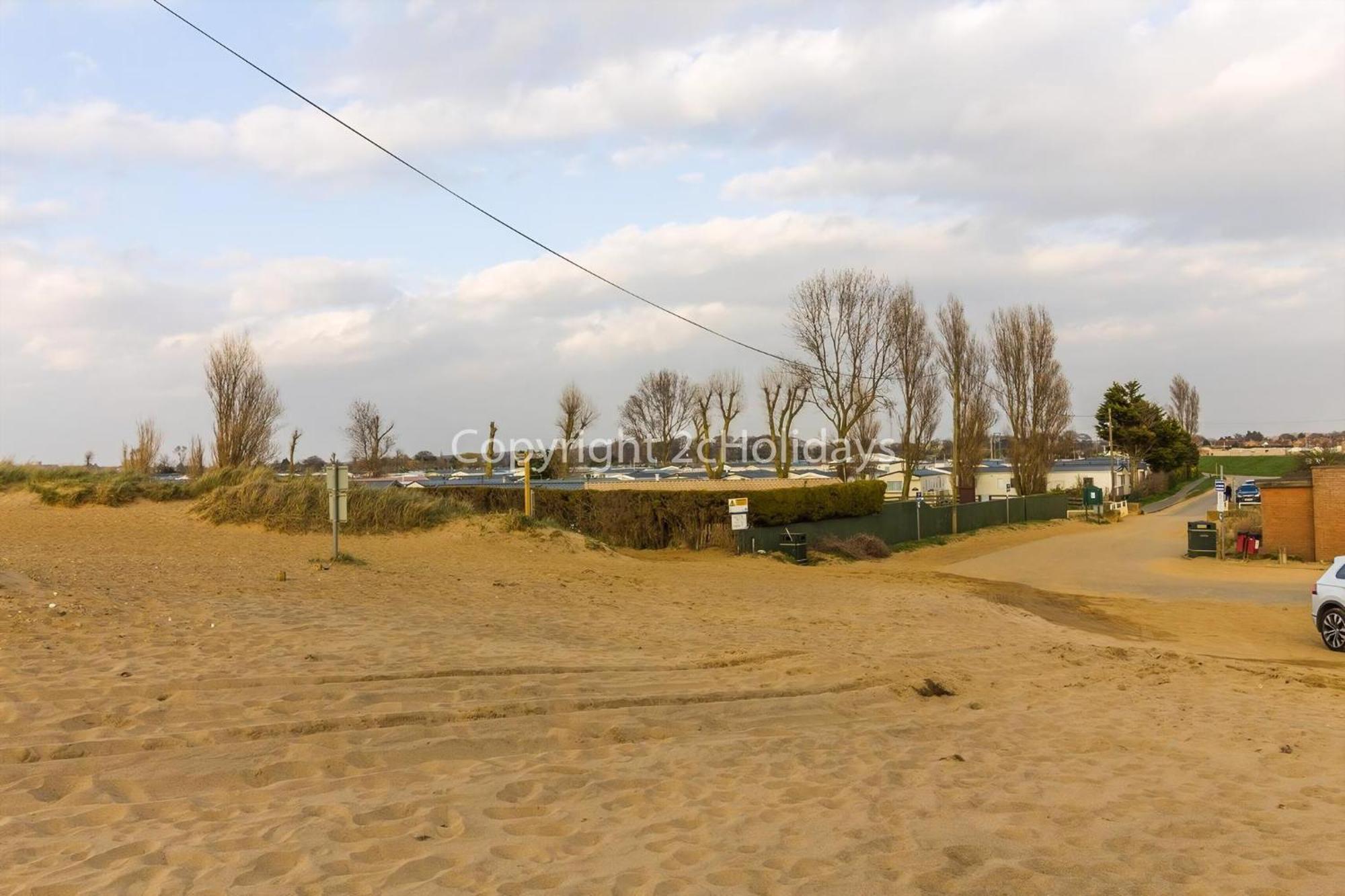Dog Friendly Caravan With Large Decking Near Heacham Beach, Ref 21052H Exterior photo